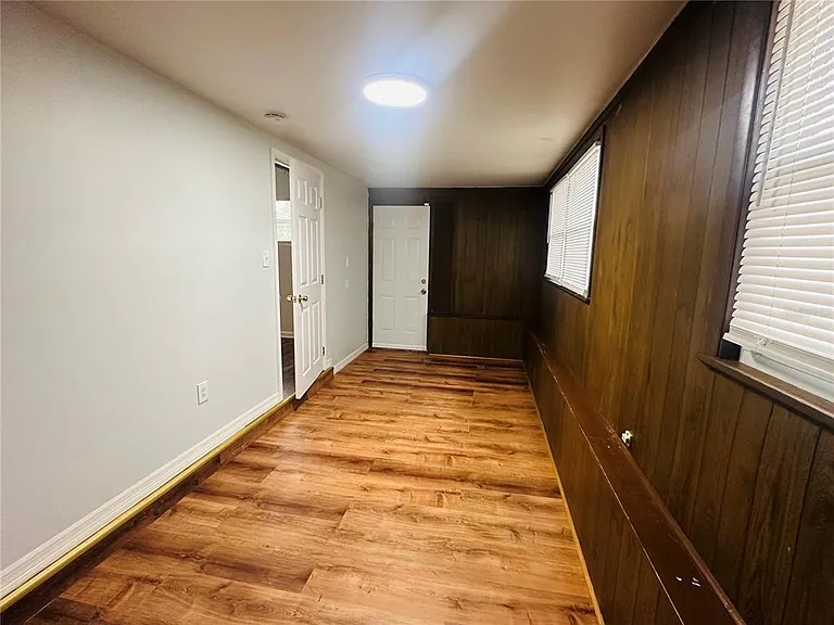 6033 Balboa Dr — Photo 16