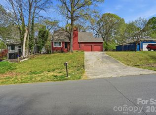 12023 Rock Canyon Dr, Charlotte, NC 28226