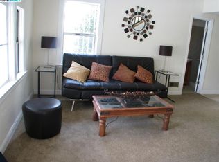 869 Macarthur Blvd #A-B, Oakland, CA 94610