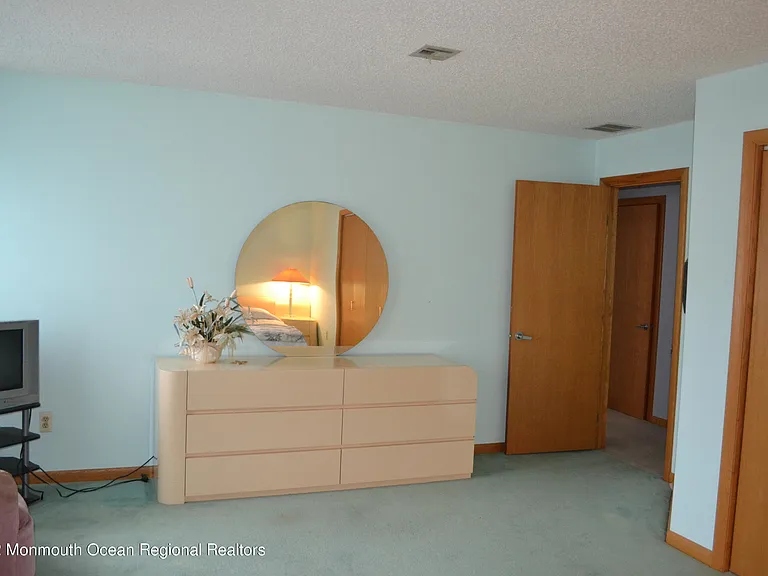 106 Oceanfront — Photo 39