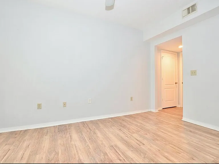 114 SW Peacock Blvd #8105 — Photo 25