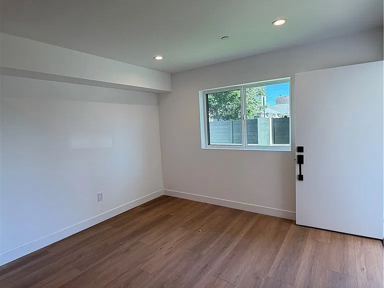14167 Erwin — Photo 16
