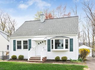 35 David Rd, Cedar Grove, NJ 07009