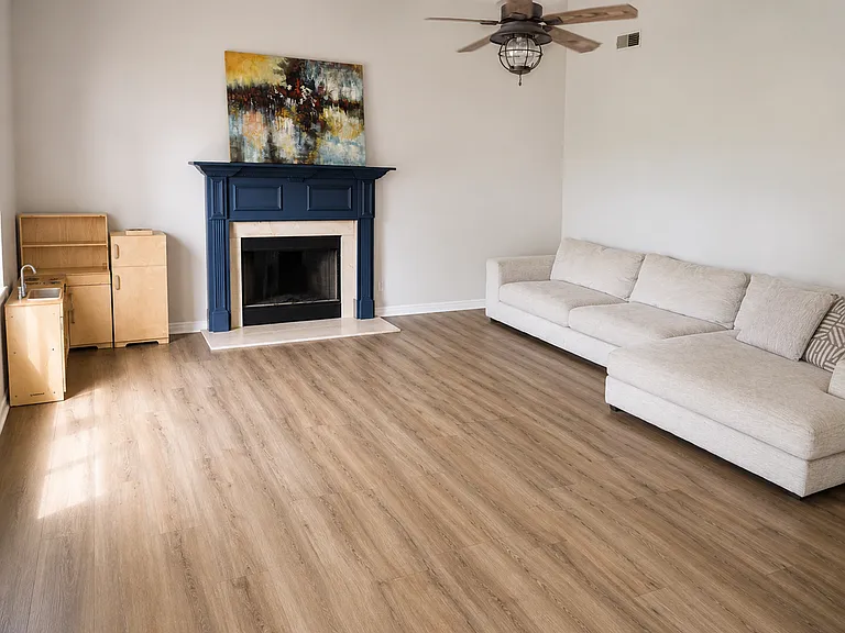 422 W Winterberry Trl — Photo 4