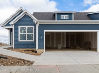 982 Norway Dr, Fowler, MI