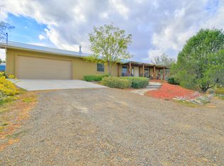 4 Derecho Ln, Edgewood, NM 87015