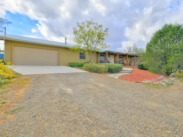 4 Derecho Ln, Edgewood, NM 87015
