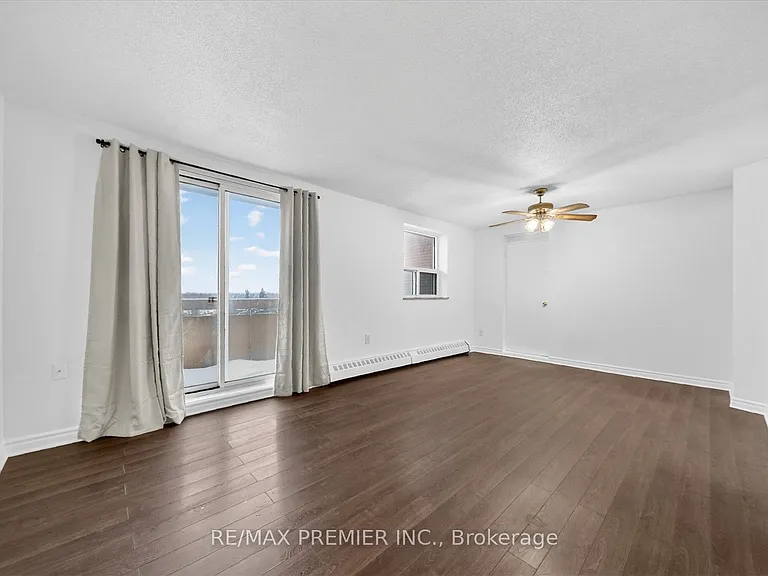 3555 Derry Rd E #712 — Photo 5