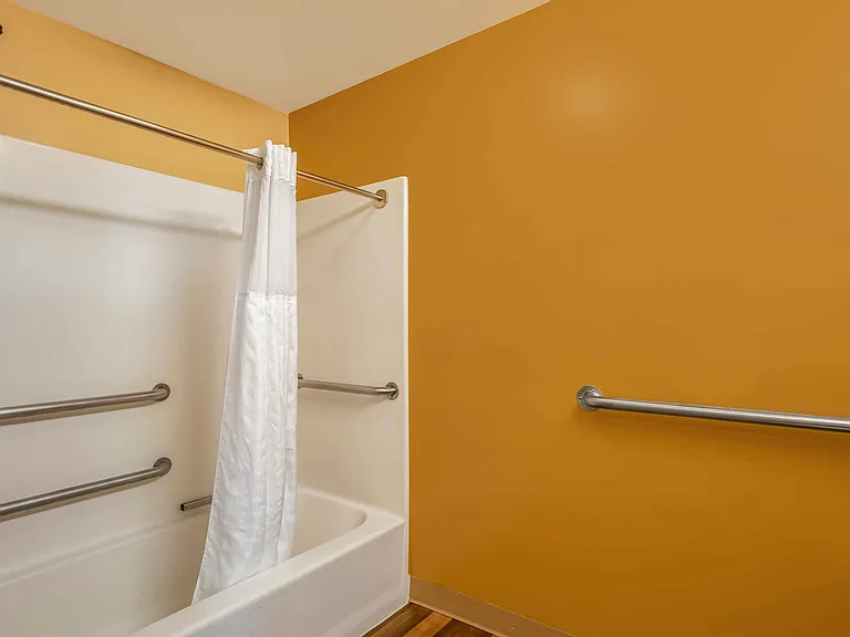 Studio Suite - 1 King Bed