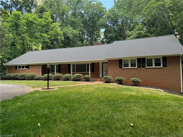1131 Salem Lake Rd, Winston Salem, NC 27107