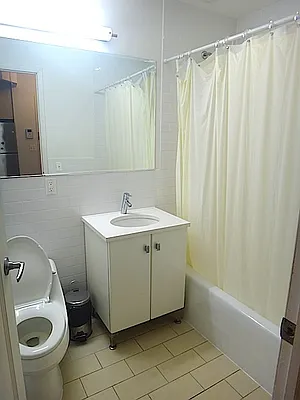 Rented by KVNY Soho | media 49