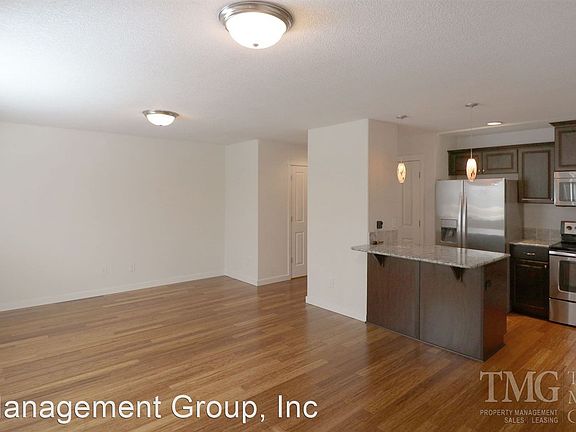 5th image of 7021 NE 61st St