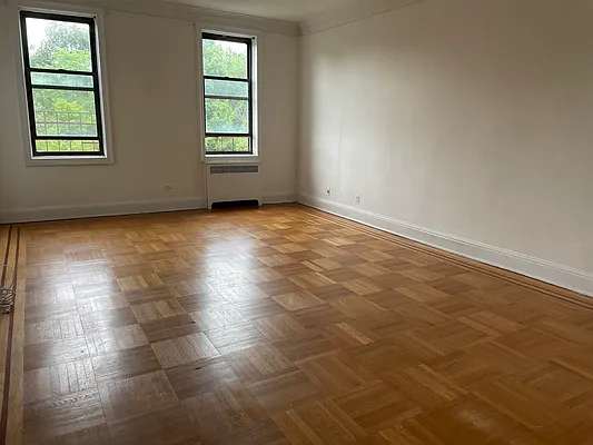 Rented by Grand Group Realty | media 1