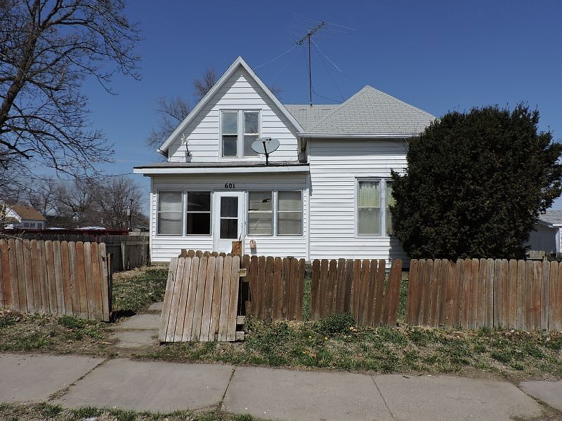 601 ster St, Sidney, IA 51652 Zillow