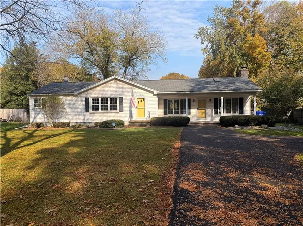 98 Post Ave, Hilton, NY 14468