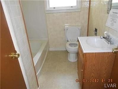 5th image of 3525 Mountain View Dr