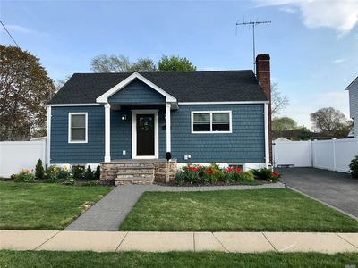 24 Willard Ave, Farmingdale, NY, 11735