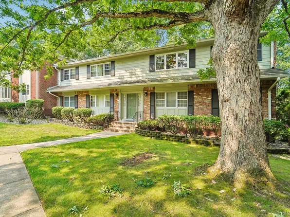 74 Bon Aire Circle #Q12, Suffern, NY 10901