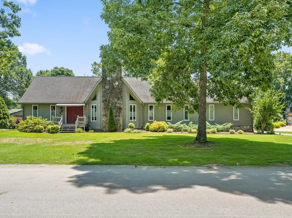 308 Masters Rd, Hixson, TN 37343