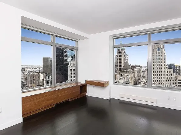 123 Washington St APT 49F, New York, NY 10006