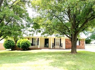 107 Maplewood Dr, Gaffney, SC 29340