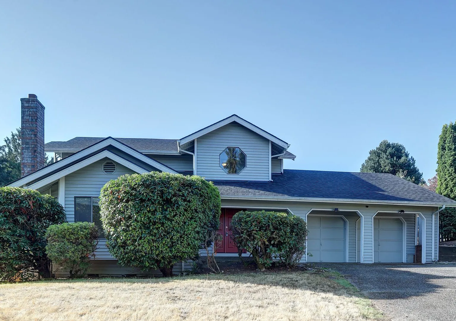 Spacious 3 Bed 2.2 Bath Home in Fantastic Federal Way Location! — Photo 1