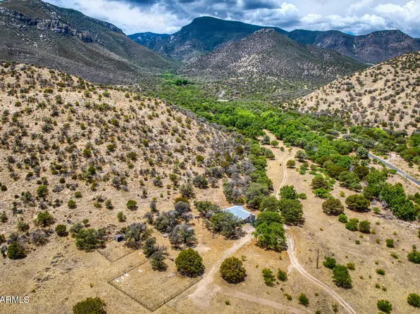 181 E RAMSEY CANYON Road, Hereford, AZ 85615