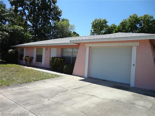 1st image of 1389 Torreya Cir