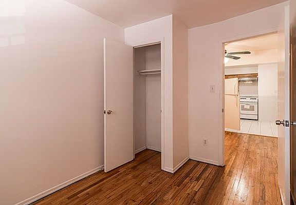 5th image of 14215 38th Ave #3