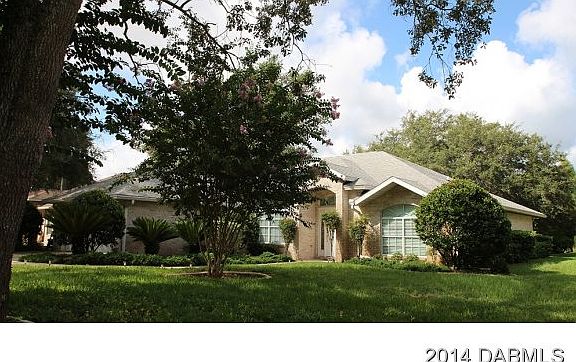 3rd image of 60 Creek Bluff Way