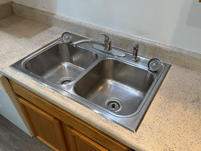 730 Elm St #730 — Photo 9