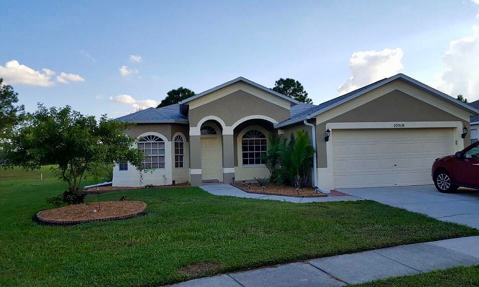 1st image of 10918 Sailbrooke Dr