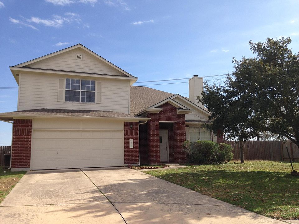 1419 Haley Gray is one of the largest floor plans sitting on one of the largest lots in Heatherwilde. It has been completely restored and is ready to move in.