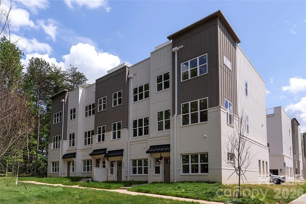 3423 Holabird Lane - 1 — Photo 2