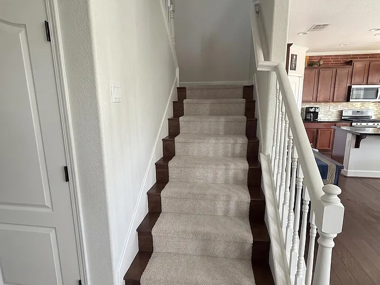 1826 Rosemary Dr — Photo 11
