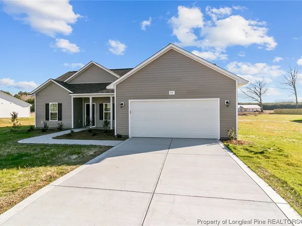 45 Coastal Ln, Parkton, NC 28371