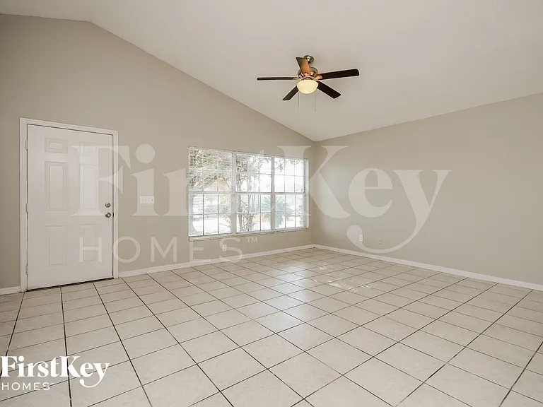 3753 Dartford Dr — Photo 5