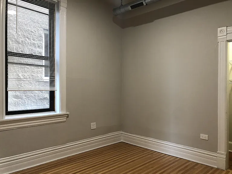 858 N. Wood St./1811 W. Iowa St. — Photo 3