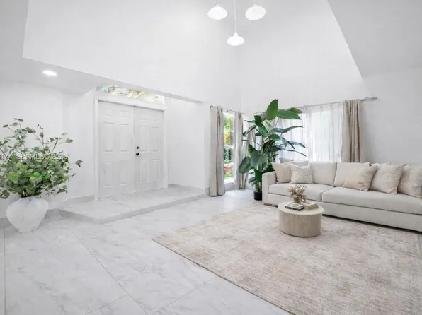 5239 SW 153rd Ave, Miami, FL 33185