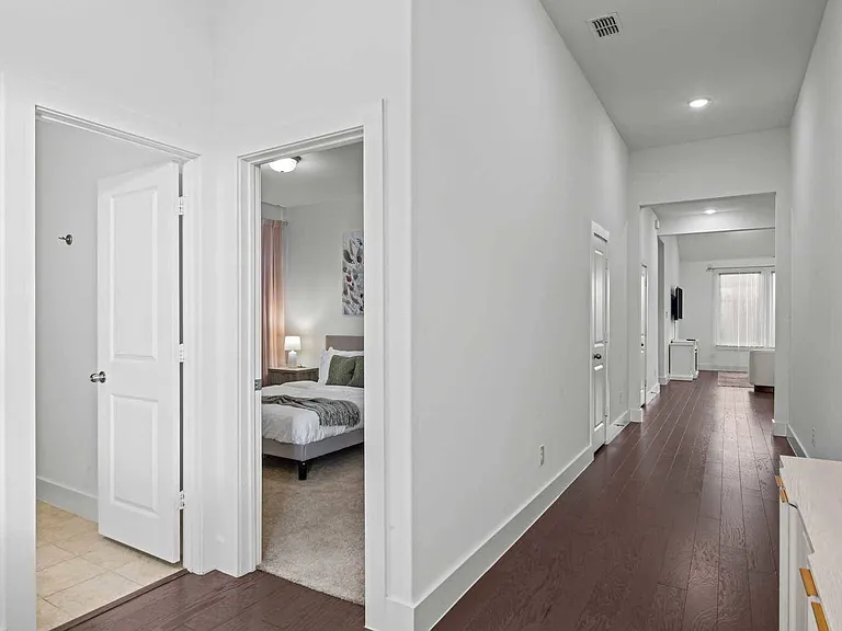 583 Bradley Dr — Photo 23