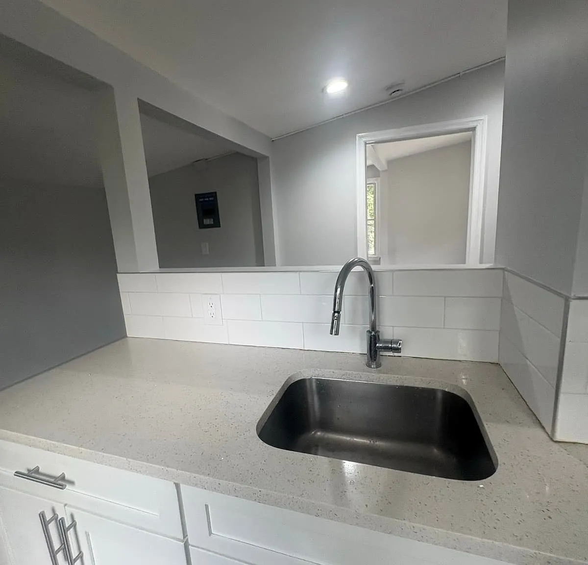 1 bed, 650 sqft, $1,400 — Photo 3