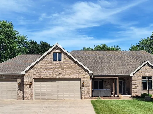 1844 Imperial Rd, Oshkosh, WI 54904