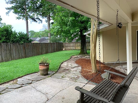 3rd image of 3965 Country View Dr