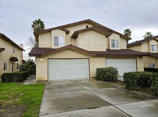 5713 Castlegate Ln, Bakersfield, CA