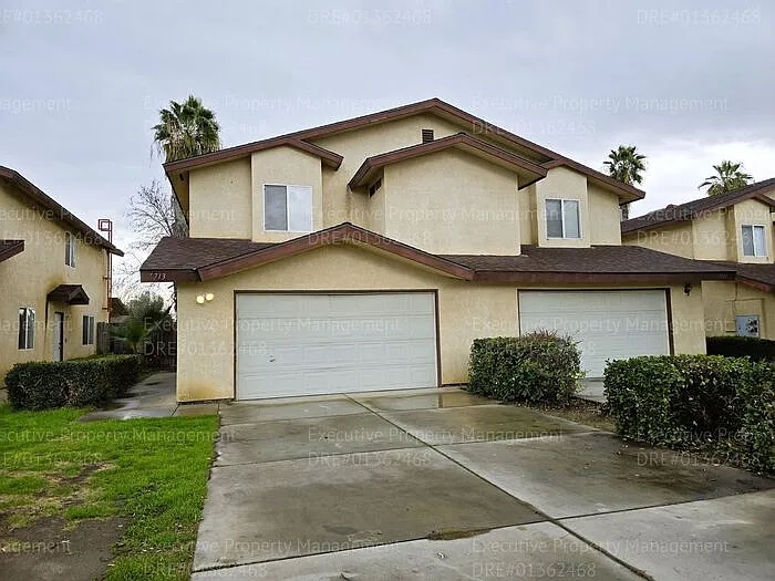 5713 Castlegate Ln photo 1