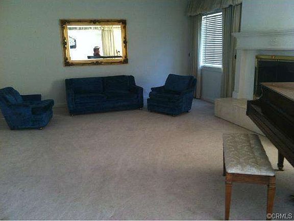 3rd image of 2609 Santa Anita Ave