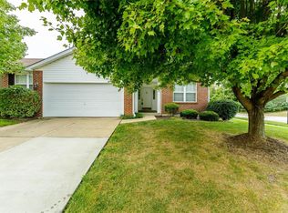 2 Hill Pointe Ct, Saint Charles, MO
