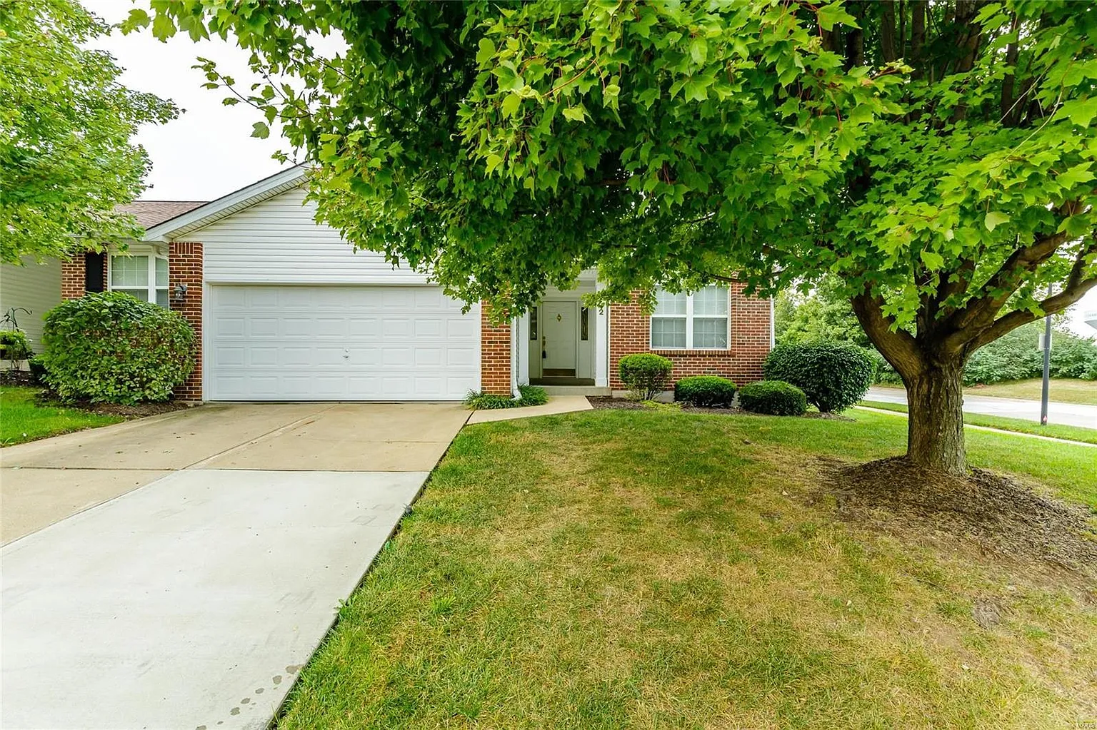 2 Hill Pointe Ct photo 1