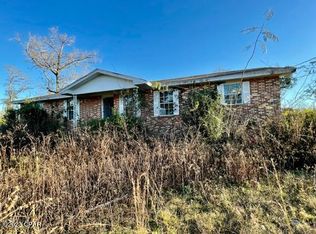 3224 Peachtree Rd, Marianna, FL 32446