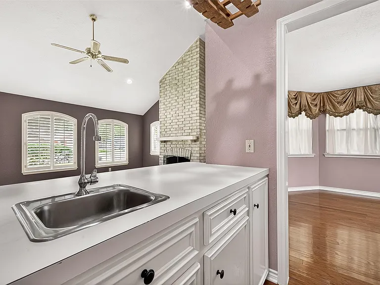 4003 W Valley Dr — Photo 8